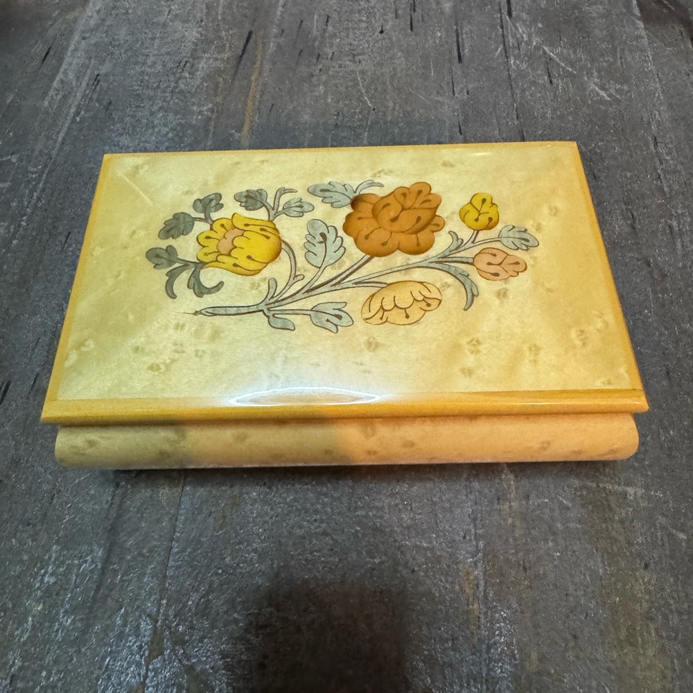 Antique Reuge Italy Edelweiss Swiss Musical Movement Music Jewelry Box *WORKING*